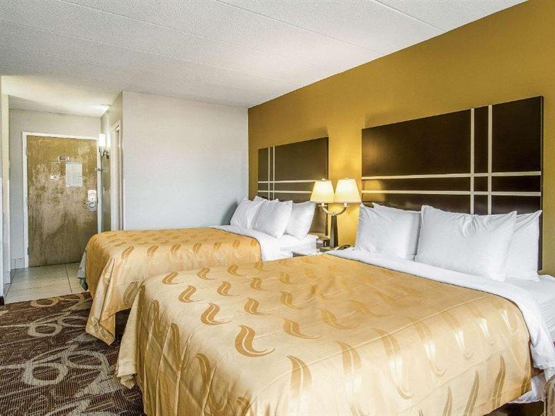 La Casa Inn & Suites-Middleboro Kültér fotó