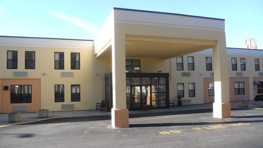 La Casa Inn & Suites-Middleboro Kültér fotó